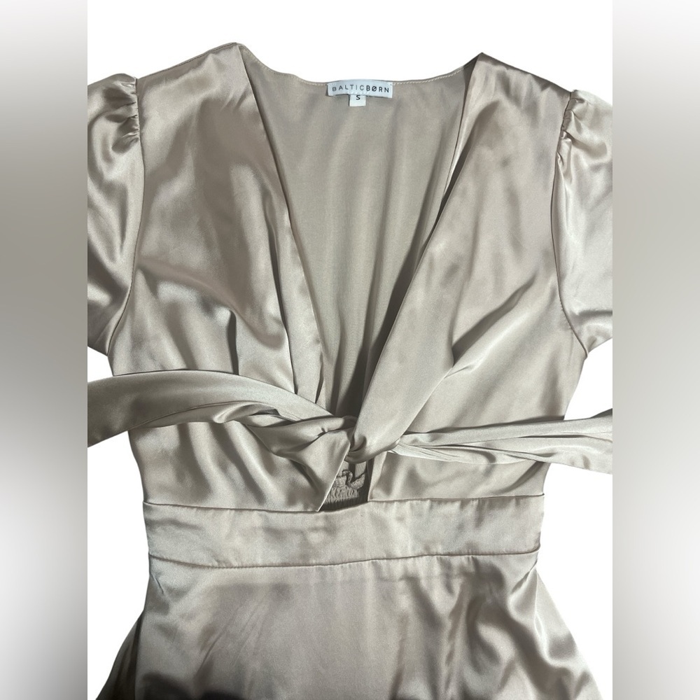 Baltic Børn Poppy Satin Midi Dress Champagne Size Small - Picture 3 of 6